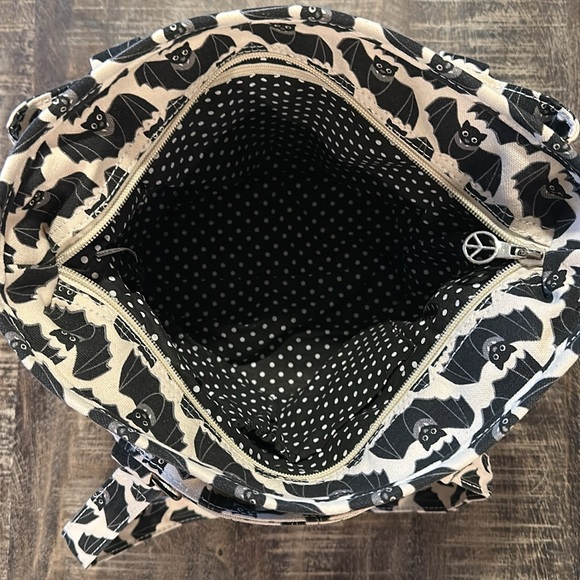 NWT Bungalow 360 Bat Bag - Picture 2 of 3